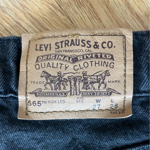 Vintage Levi’s 565 Wide Leg Student black denim shorts size 27 - Picture 5 of 6